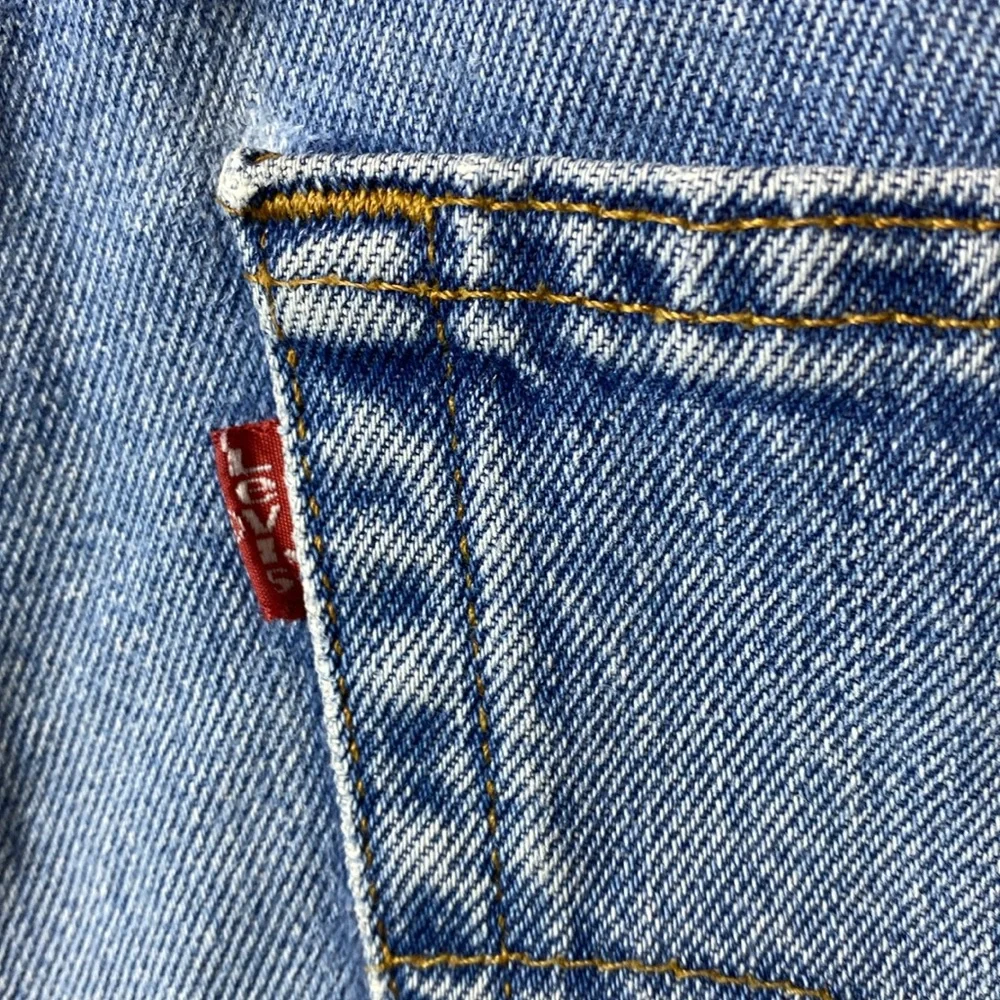 Vintage Levi's 560‎ Loose Tapered Jean